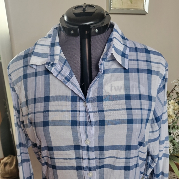 Banana Republic Soft Wash Shirt Size M - Picture 2 of 6